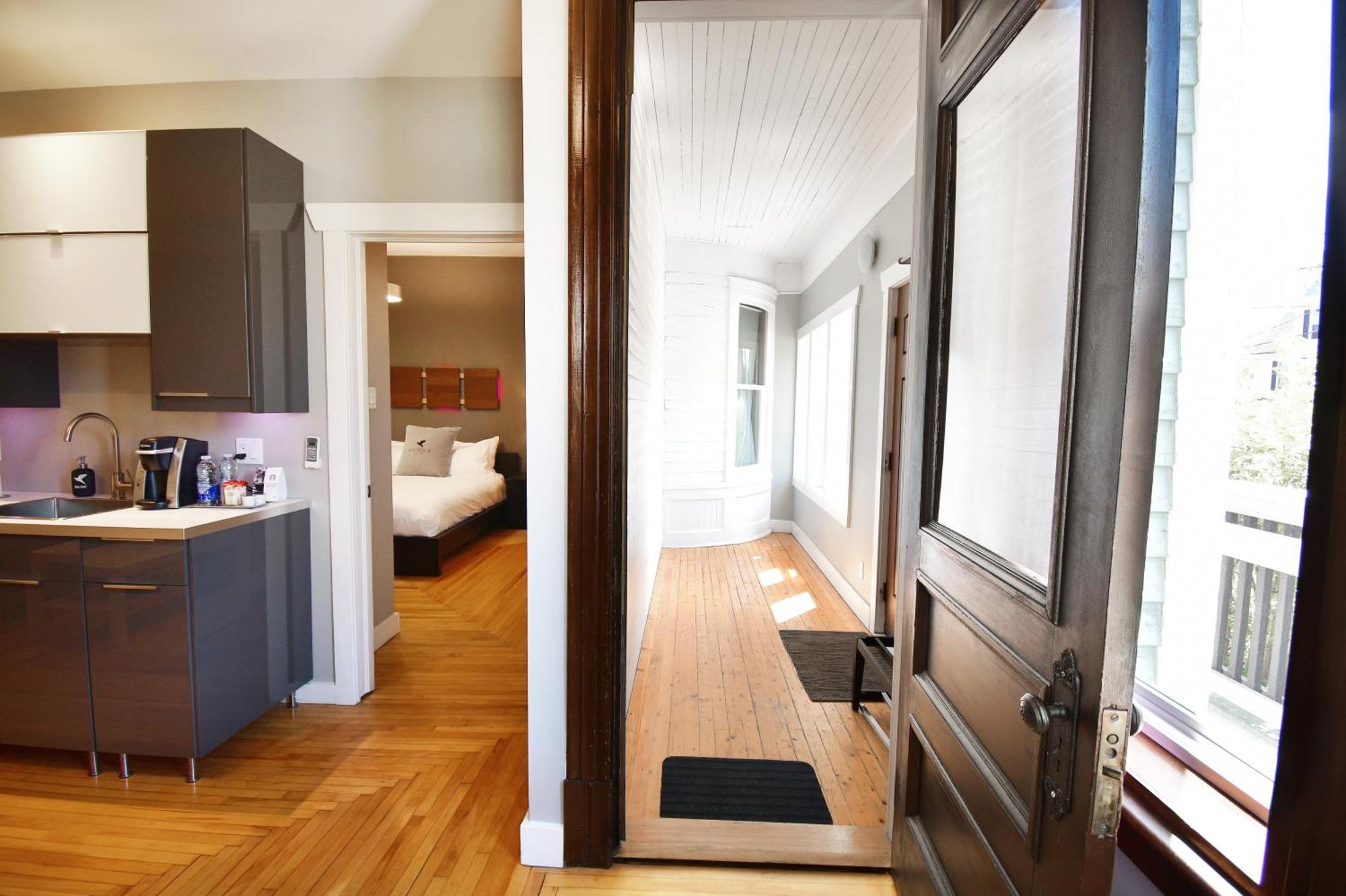 Chateau Queen By Bower Boutique Hotels مونكتون المظهر الخارجي الصورة